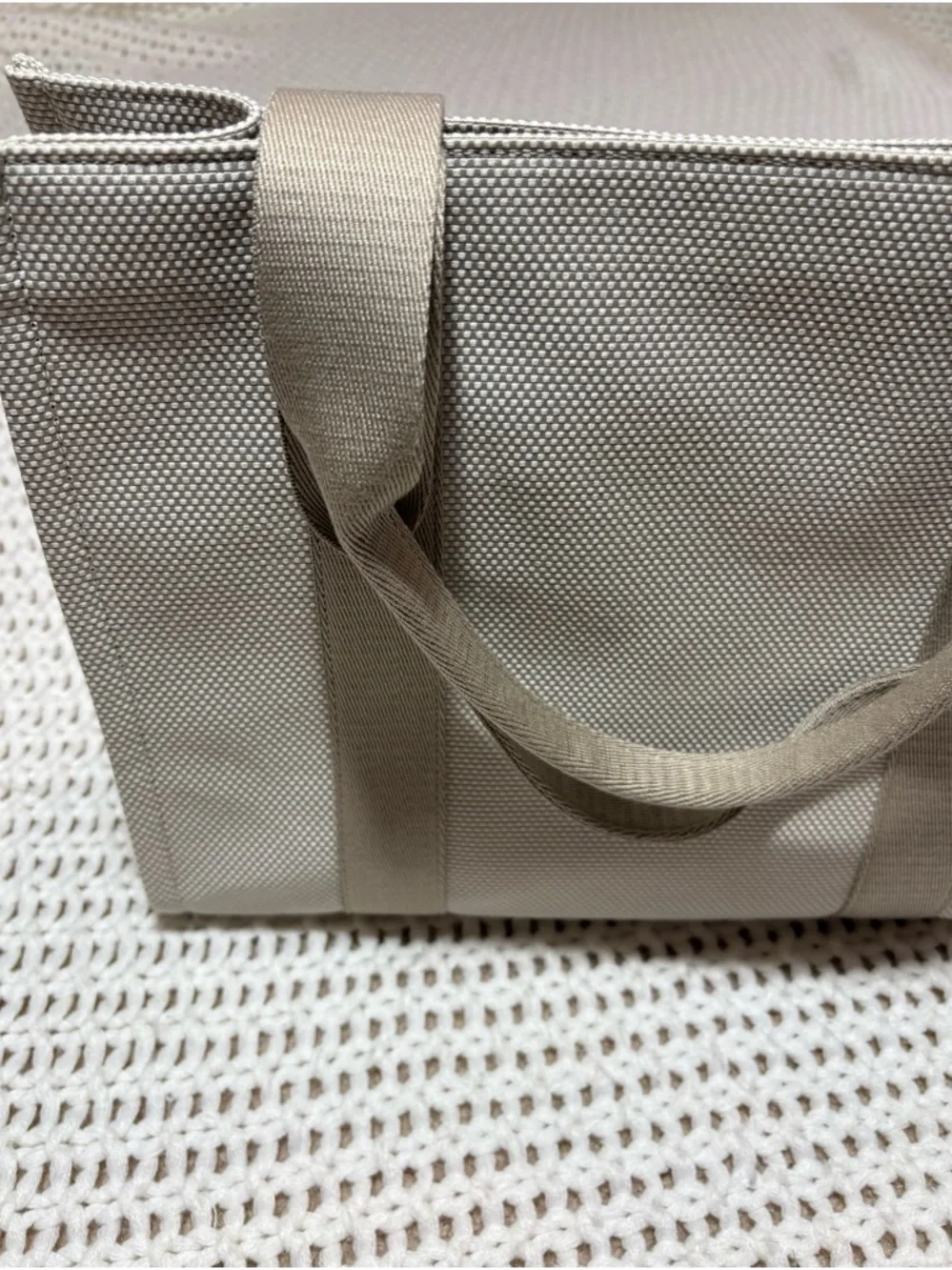 NWT lululemon two tone canvas tote 10L - Picture 7 of 14